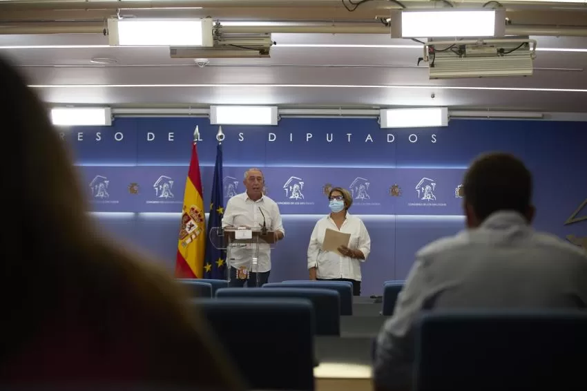 Sabanés exige buscar a los responsables del 'ecodicio' en el Mar Menor y pide al Gobierno que presione a Murcia