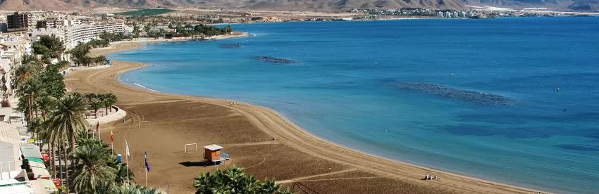 Salen a información pública los expedientes afectados por el deslinde en la playa del Rihuete de Mazarrón