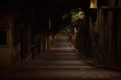 Salud mantiene el toque de queda hasta las 22.00 horas en Semana Santa