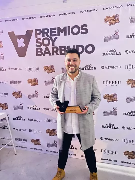 Salva Gil, el mejor barbero de España, se encuentra en Cabezo de Torres