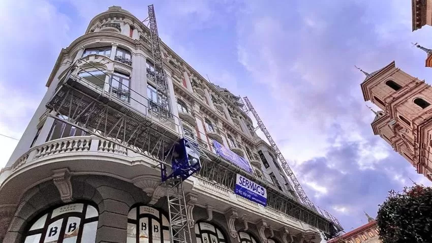 SERMACO, la empresa murciana líder que ayuda en la restauración de edificios tan emblemáticos como la Casa Cerdá