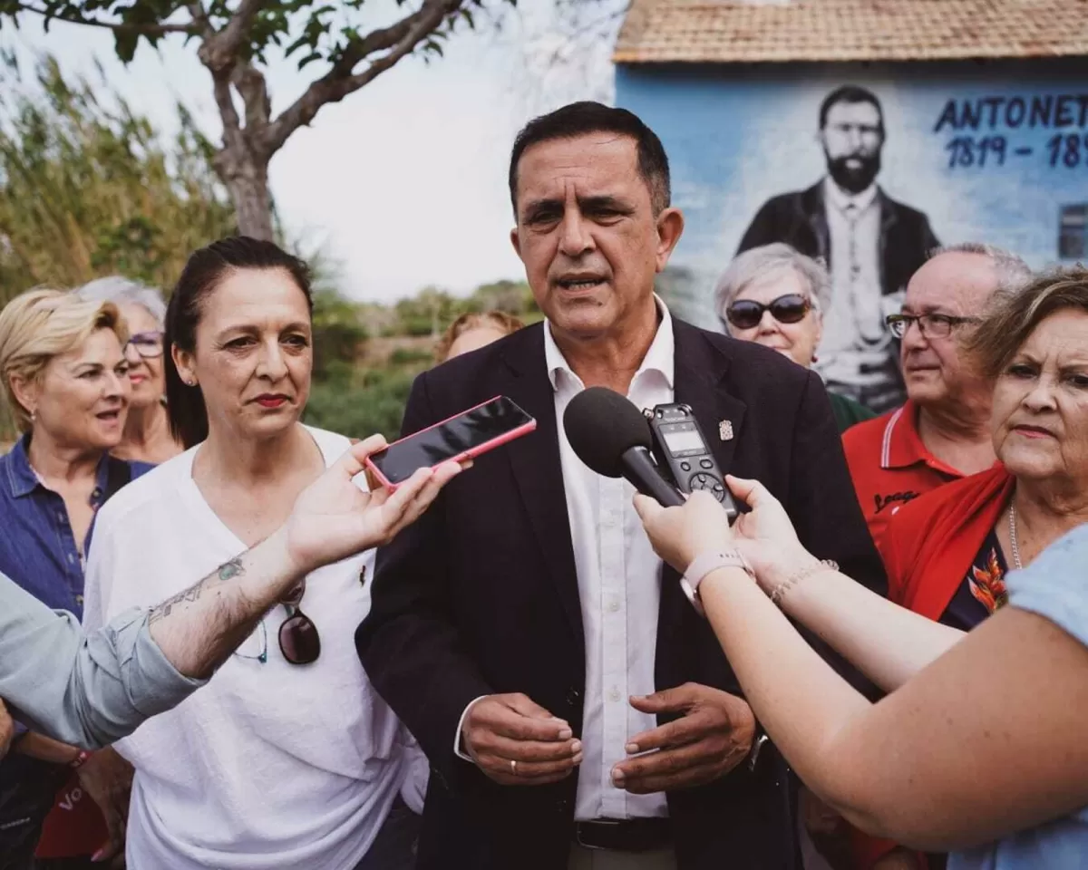 Serrano complementará 'Bono Cultural Joven' del Estado con 100 euros más para facilitar acceso a la cultura