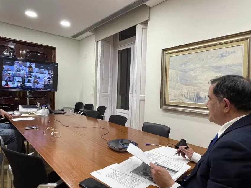 Serrano pide a López Miras la creación de un mecanismo de coordinación entre ayuntamientos