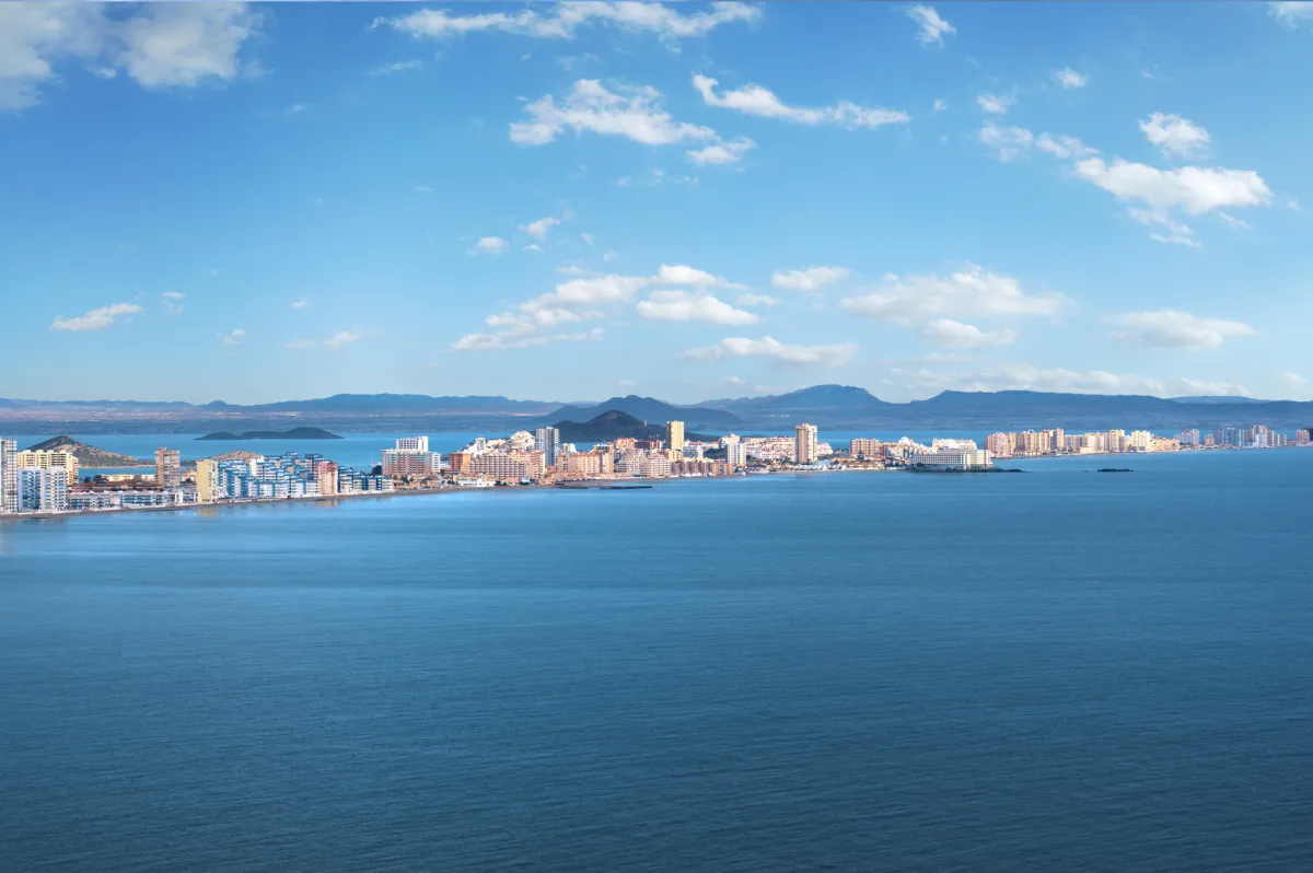 Temperaturas sin cambios. Cielos poco nubosos 