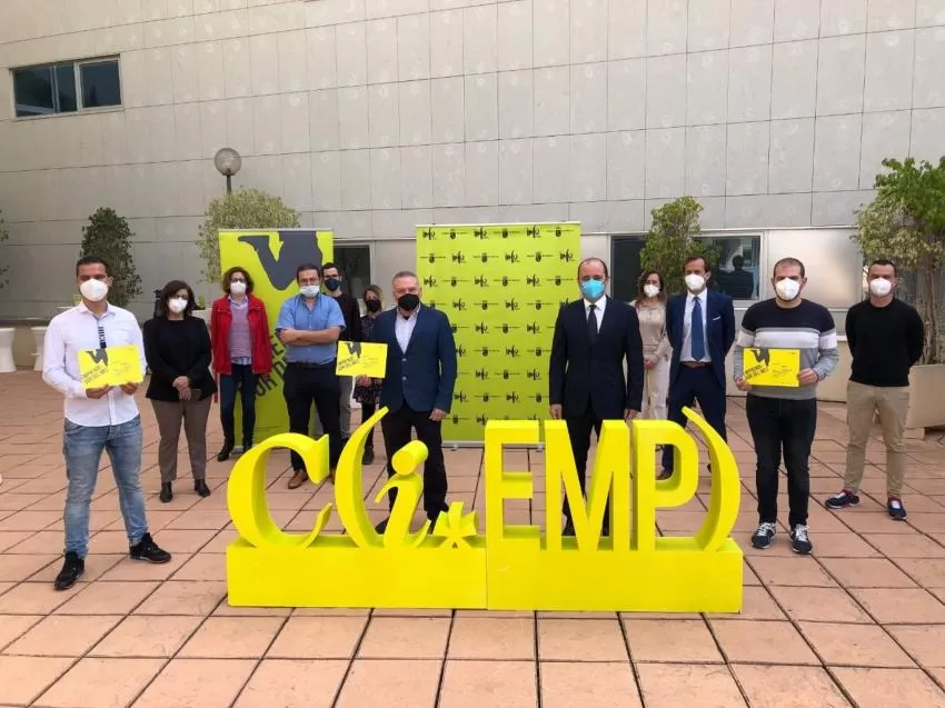 Tres empresas dedicadas a gestión sanitaria, robótica y biodiversidad logran el premio Emprendedor del Mes