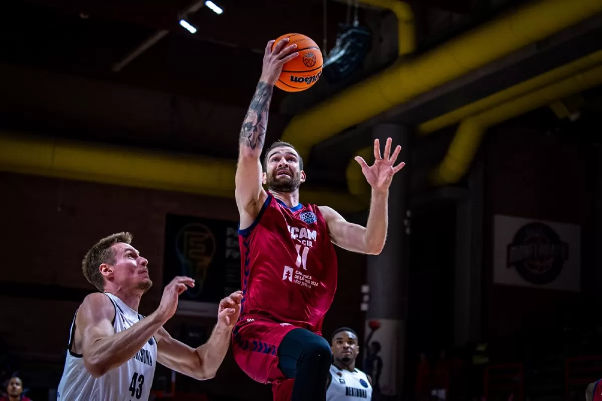 UCAM Murcia CB empieza con derrota la Basketball CL