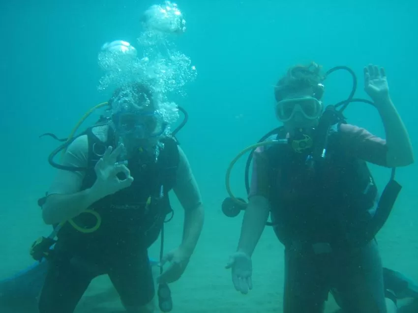 Un proyecto europeo promueve los bautismos de buceo en Cabo de Palos y Cabo Tiñoso