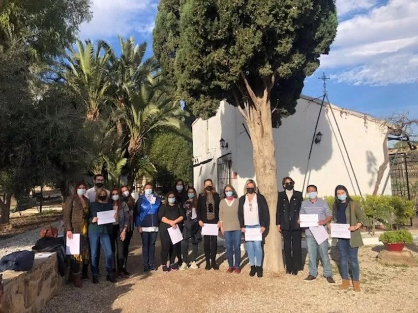 Una quincena de alumnos finaliza el programa de empleo y formación en jardinería en Alcantarilla