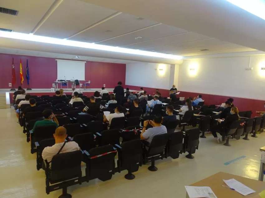 Unas 300 personas se presentan a las pruebas de competencias clave para acceder a los cursos de mayor nivel del SEF