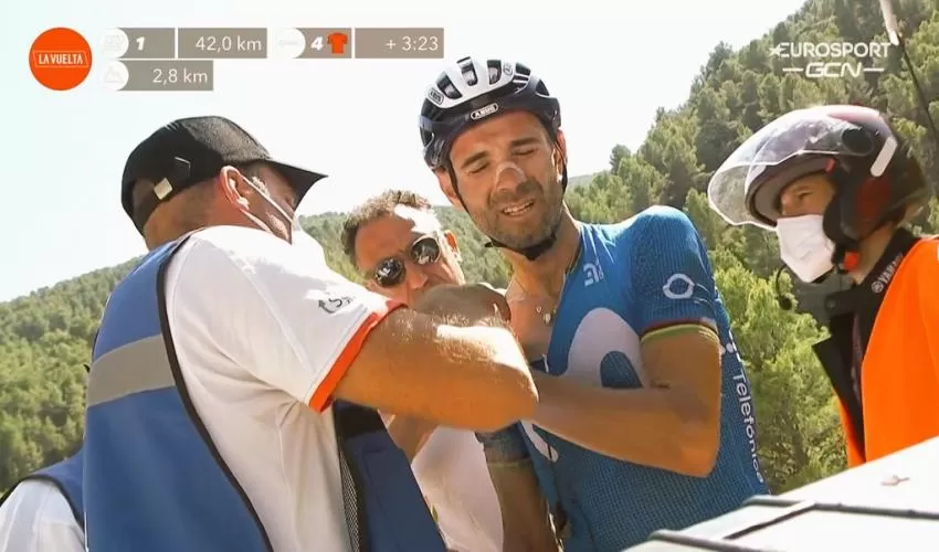 Valverde se cae y dice adiós a La Vuelta antes de llegar a la Región