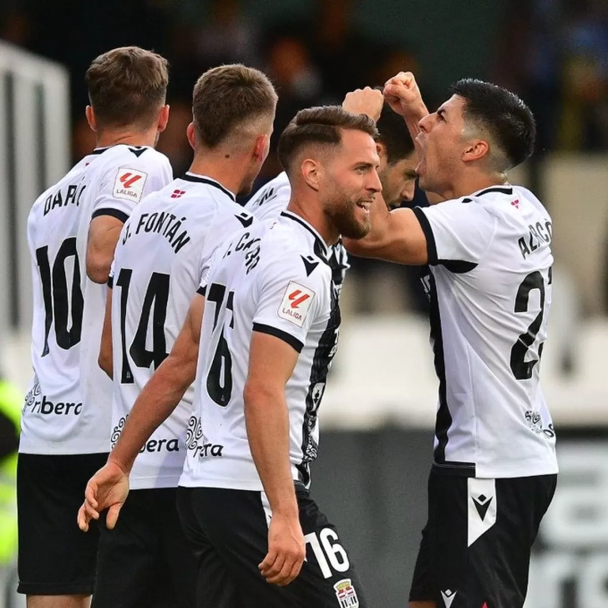 Victoria de oficio y sacrificio del FC Cartagena ante el Mirandés 