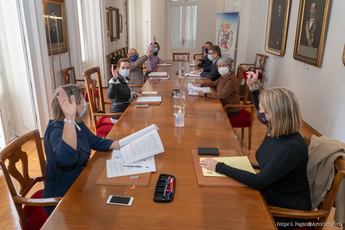 Junta de Gobierno local en la que se votó cuantificar los daños por las irregularidades de la concesionaria de la limpieza. Imagen de Archivo