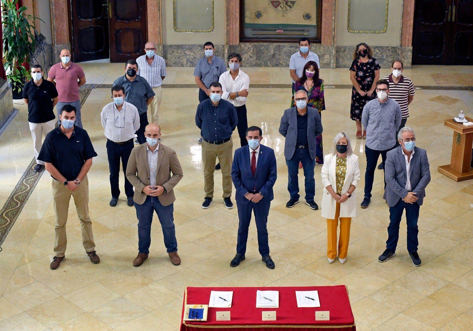 Firmado el convenio colectivo que beneficiara a los mas de 3 000 empleados publicos del ayuntamiento de murcia