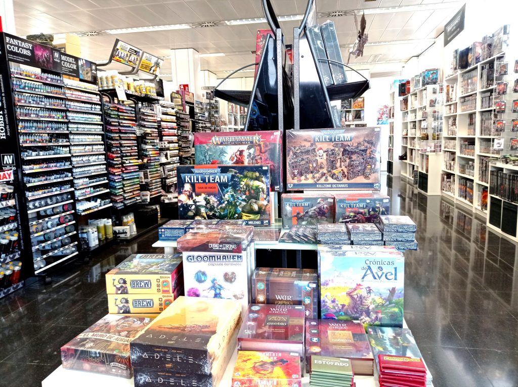 La Escotilla, Entrada