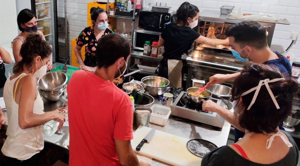 Taller culinario en Dragon Lab