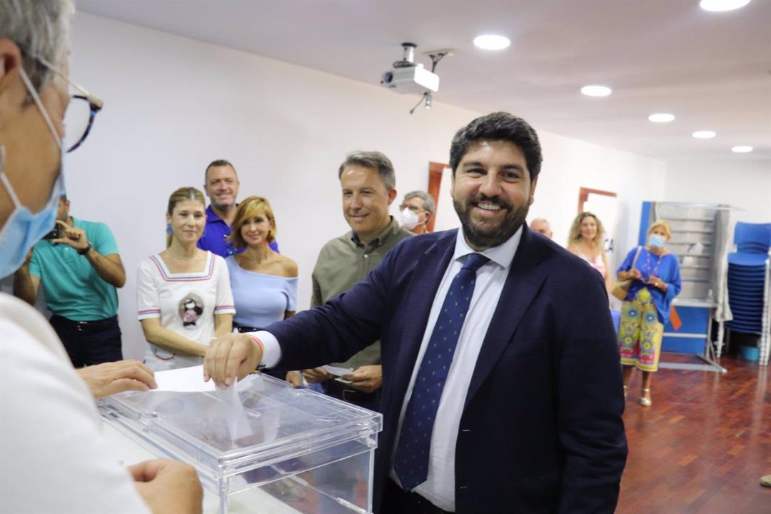 Lopez miras el proyecto del pp es el que necesita la region porque se centra en mejorar la vida de los ciudadanos