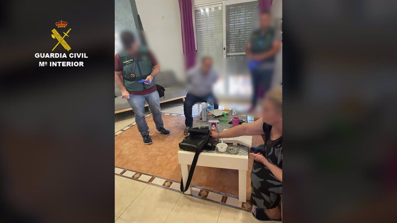 Guardia civil detiene a dos peligrosos y escurridizos atracadores huidos de la justicia