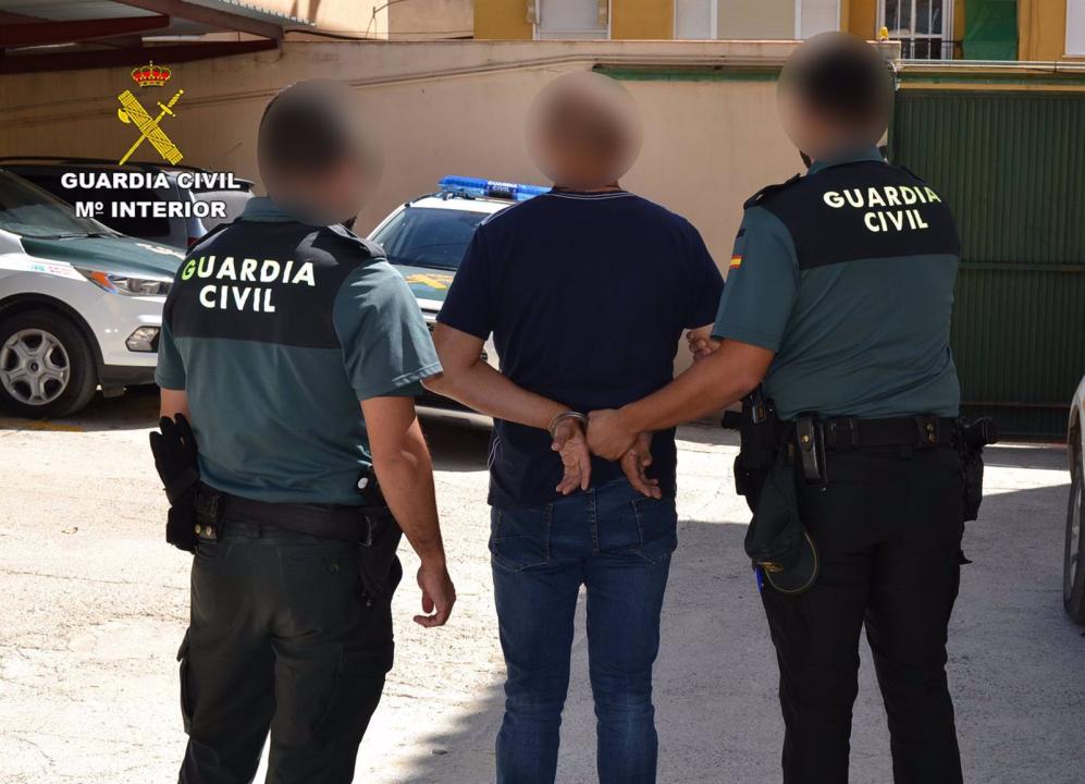 La guardia civil desarticula en cieza murcia un grupo delictivo dedicado a robar en casas de campo